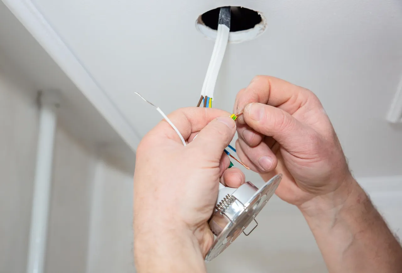 Elektriciens diensten