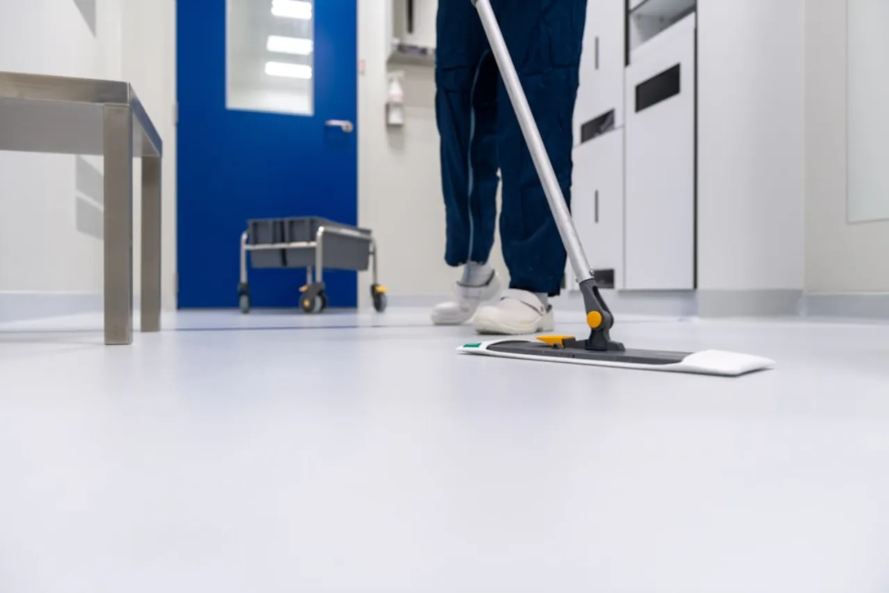 Over Schoonmaker Nederland